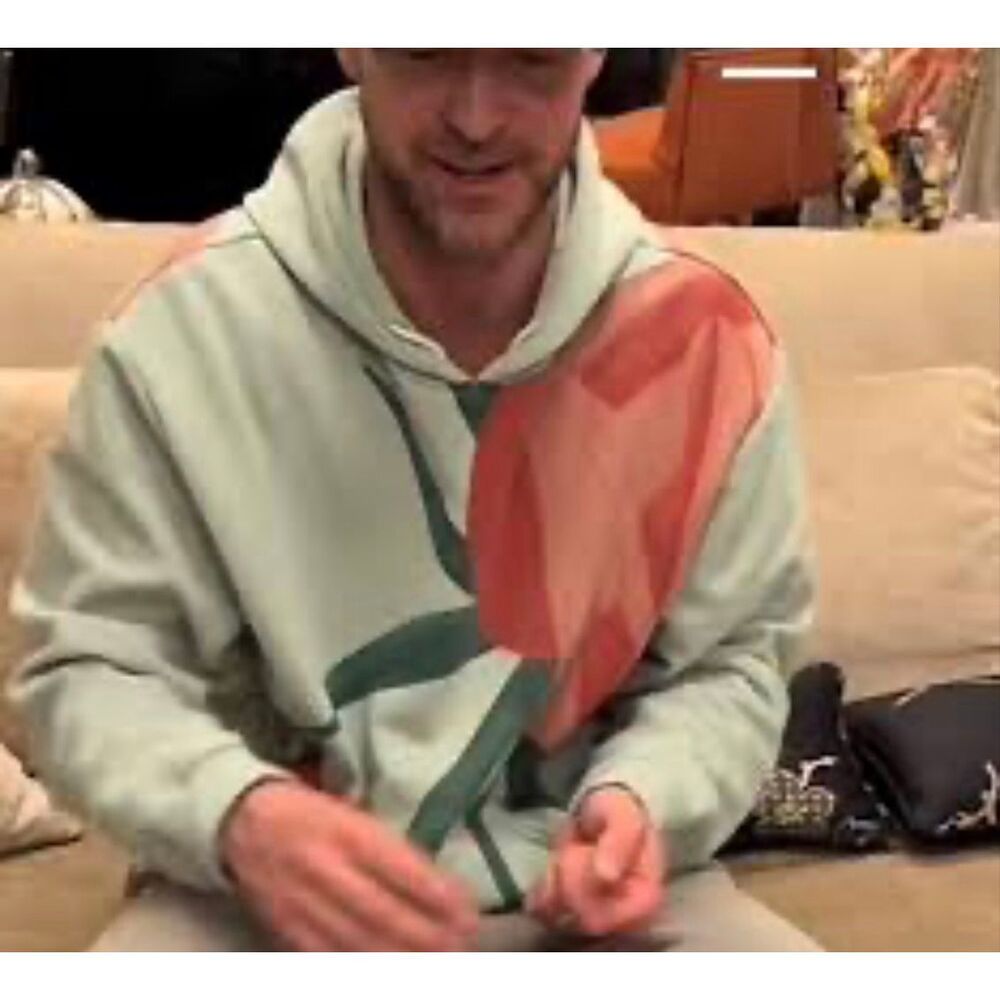 NWOT Limited edition Guggenheim x Alex Katz Gathering sweatshirt. Sz Lrg, B13